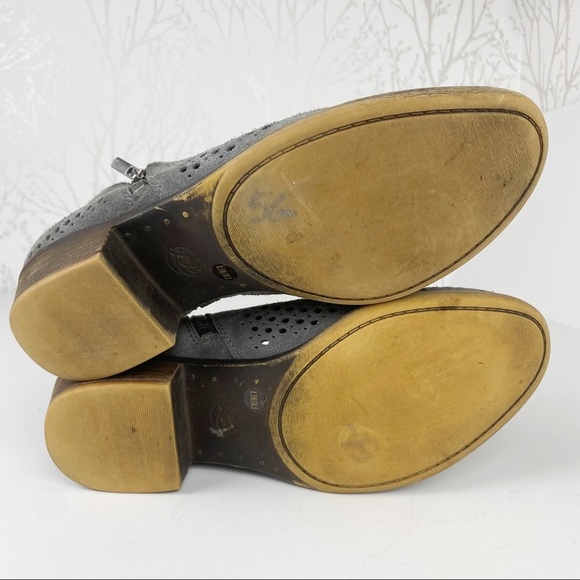 LUCKY BRAND Bayley Gray Perforated Ankle Boot Bootie 8.5 - Picture 5 of 11